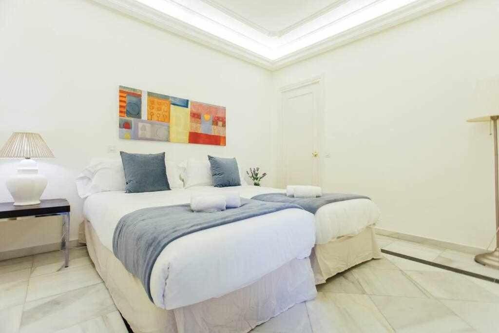 Apartamento Boutique Abades Seville Luaran gambar