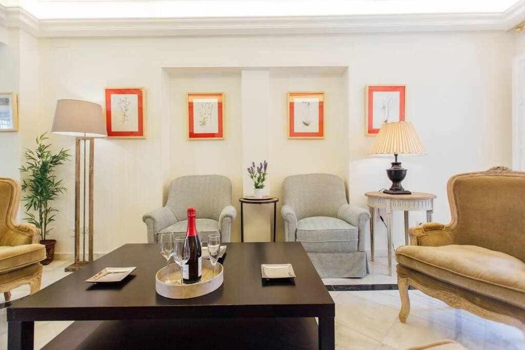 Apartamento Boutique Abades Seville Luaran gambar